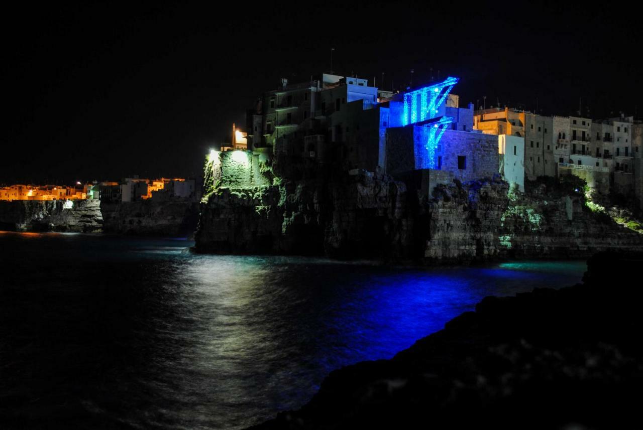 Underground 22 Hotel Polignano a Mare Exterior photo
